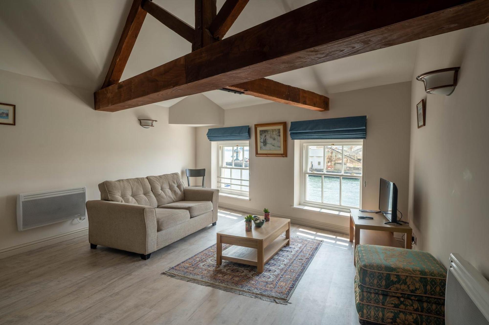 The Old Custom House Apartment Poole Ngoại thất bức ảnh